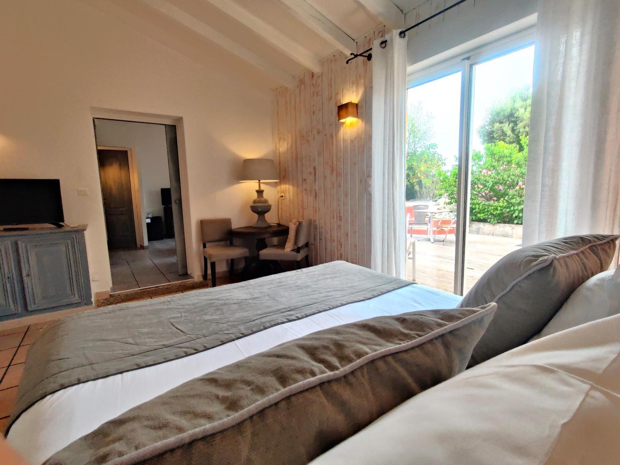 Le Roc E Fiori Hotel - Teritoria ปอร์โต-เวคคีโอ ภายนอก รูปภาพ